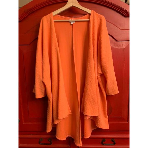 NWOT Lularoe Sz Large Bright Melon Orange Mid Length Cardigan Textured3/4 Sleeve - Picture 1 of 4